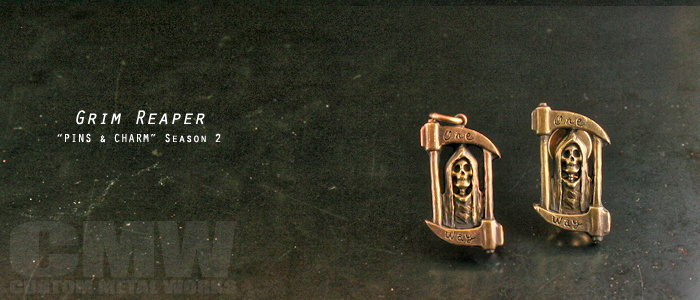 グリムリーパーモチーフの真鍮製ピンバッチ,チャーム